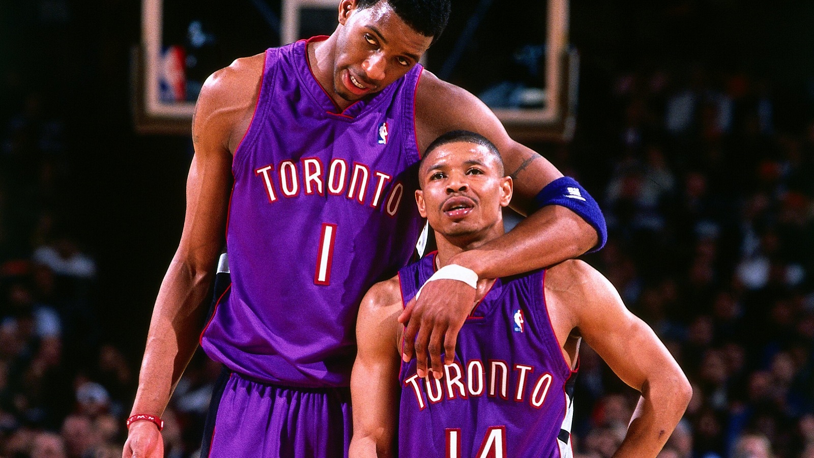 122116-nba-tracy-mcgrady-muggsy-bogues.jpg