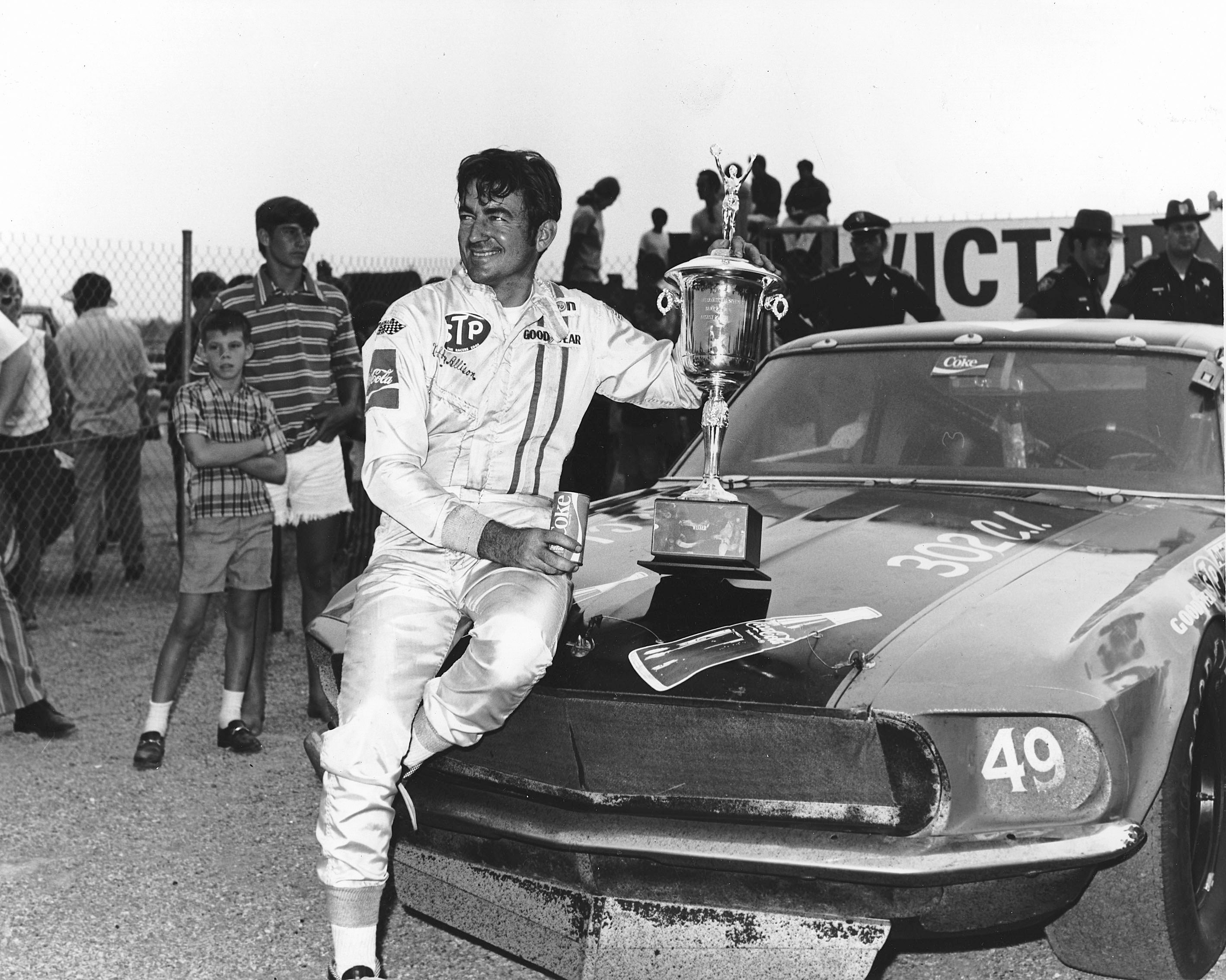 TALLADEGA, AL - AUGUST 21, 1971: Bobby Allison won the 'Bama 200 NASCAR Grand American race with a '69 Mustang. (Photo by ISC Archives via Getty Images)