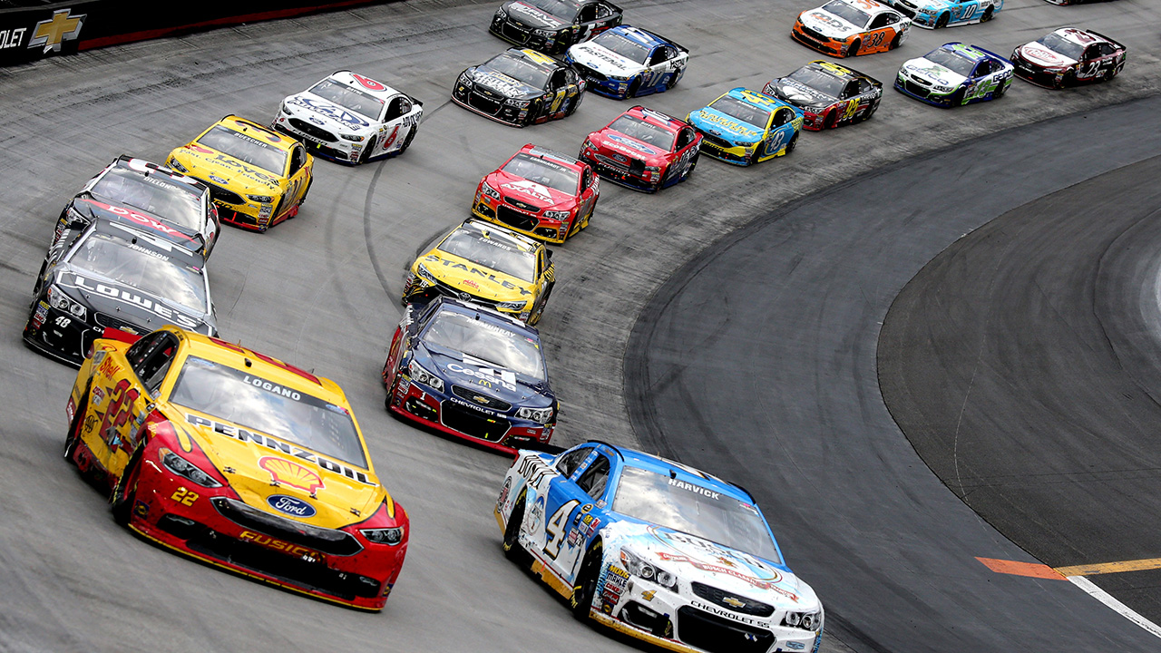 082416-NASCAR-Bristol